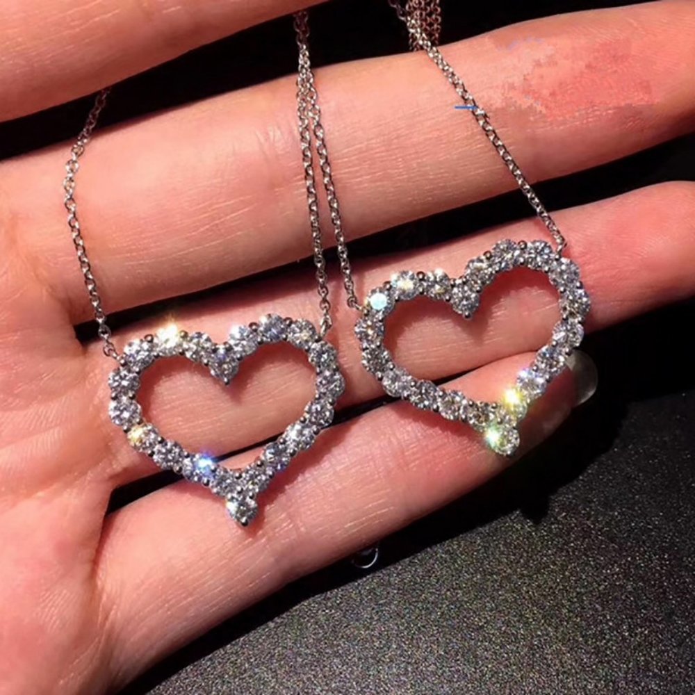 NEW Silver Diamond Heart Pendant Necklace - Picture 5 of 6